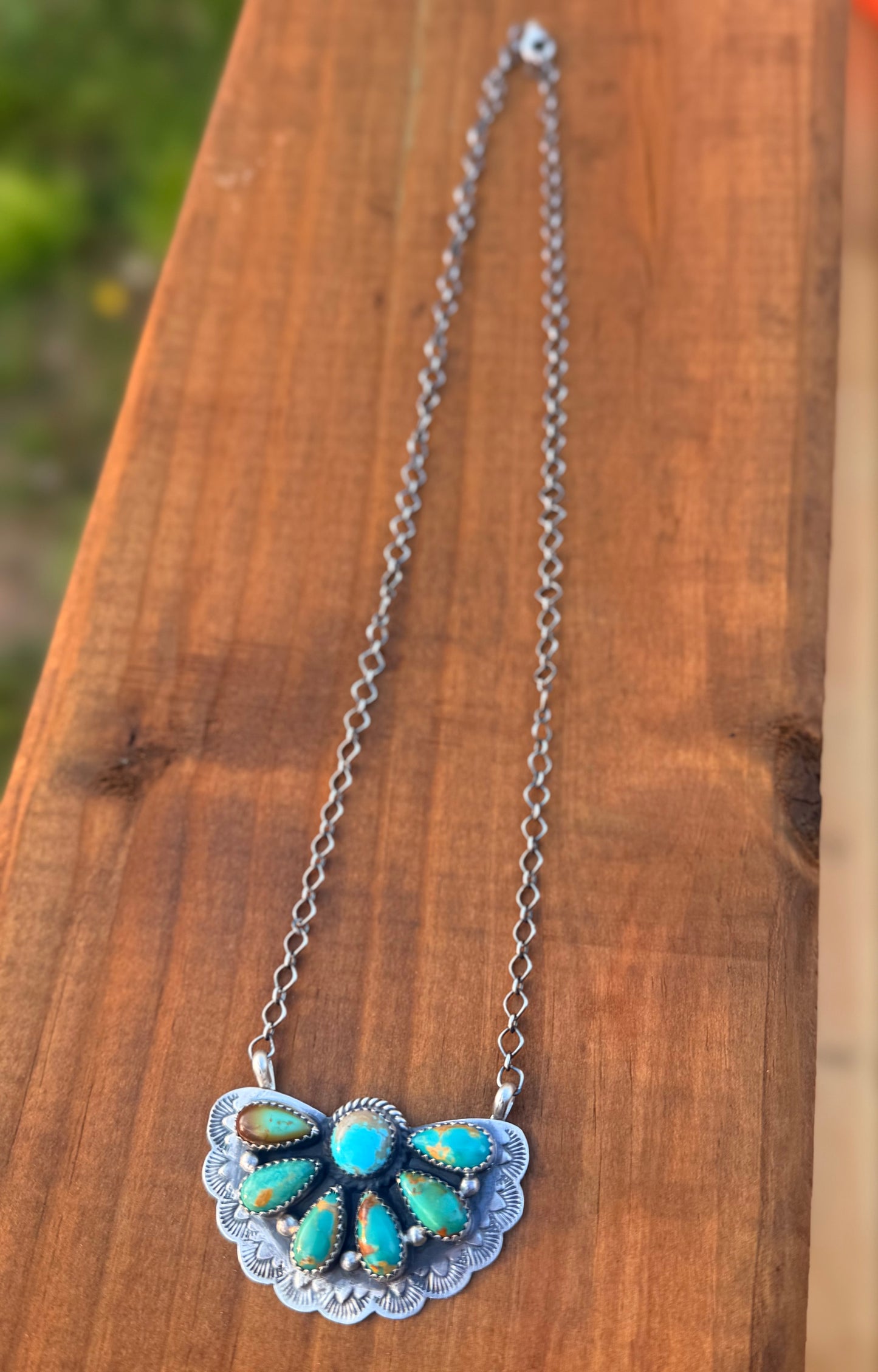 Native half cluster necklace Kee-J