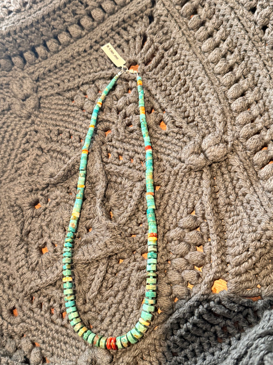 Turquoise & Spiny beaded necklace 18”
