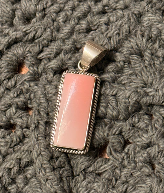 Pink conch pendant