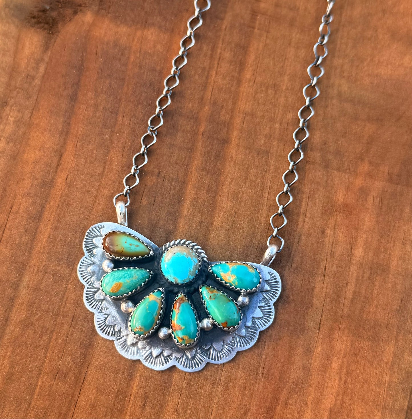 Native half cluster necklace Kee-J